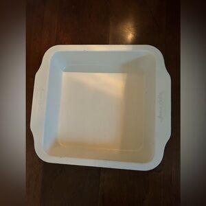 Lorena Bella Kitchen Collection White and Black Square Baking Pan